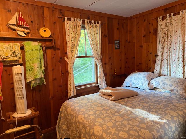 15251 12th Road, Plymouth, IN 46563