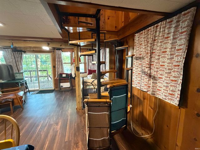15251 12th Road, Plymouth, IN 46563