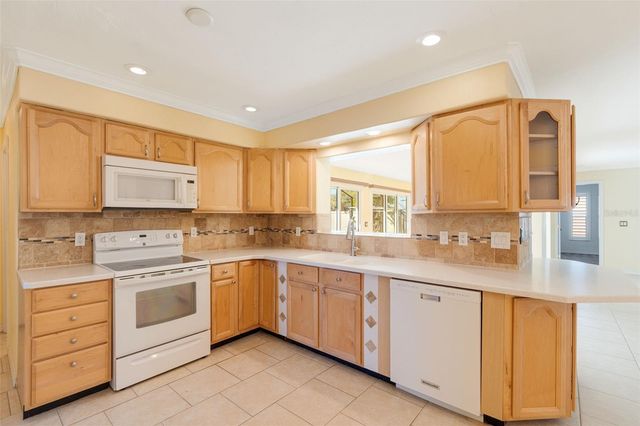 322 NE 29TH TERRACE, Cape Coral, FL 33909