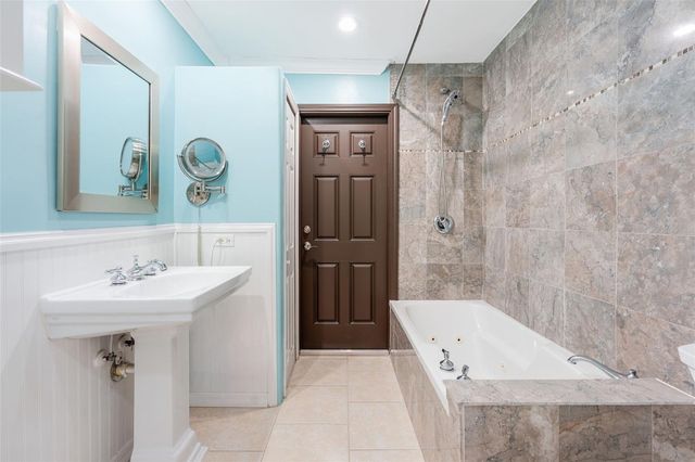 322 NE 29TH TERRACE, Cape Coral, FL 33909