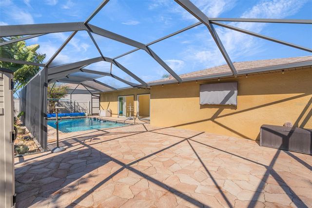 322 NE 29TH TERRACE, Cape Coral, FL 33909