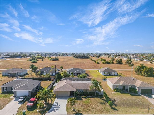 322 NE 29TH TERRACE, Cape Coral, FL 33909