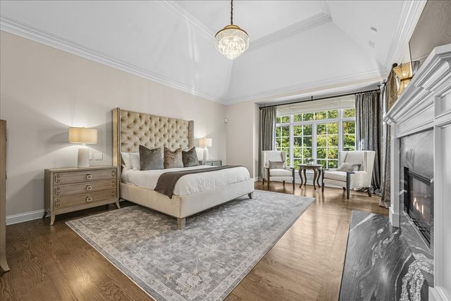 4N881 Old Farm Road, St. Charles, IL 60175