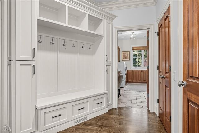 4N881 Old Farm Road, St. Charles, IL 60175