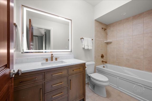 4N881 Old Farm Road, St. Charles, IL 60175