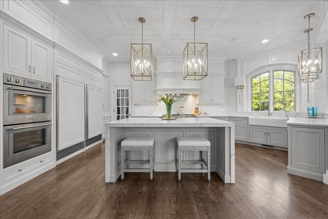 4N881 Old Farm Road, St. Charles, IL 60175