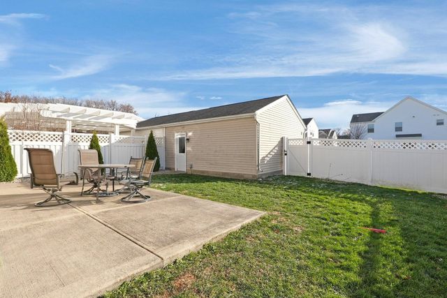 518 Lamplight Drive, Delaware, OH 43015