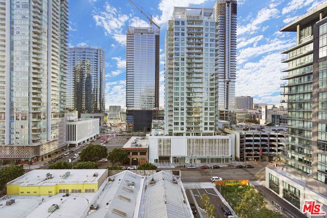 1155 S Grand Avenue 516, Los Angeles, CA 90015