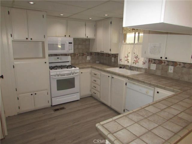 7501 Palm 114, Yucca Valley, CA 92284