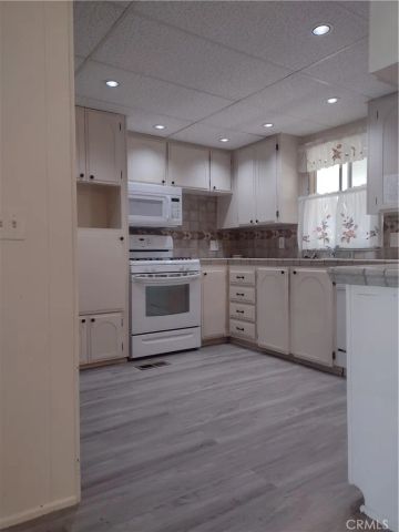 7501 Palm 114, Yucca Valley, CA 92284