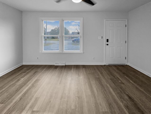 1488 Craig Dr, Clarksville, TN 37042