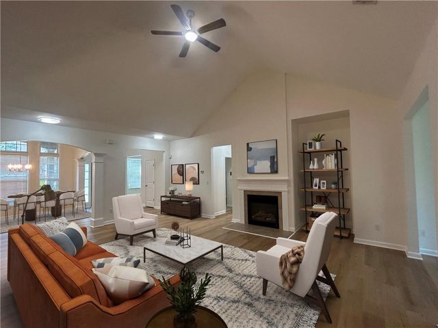 825 Stonehaven Road SW, Atlanta, GA 30331