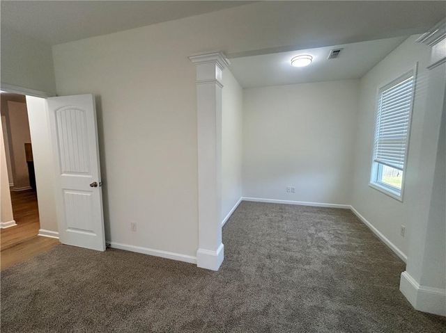 825 Stonehaven Road SW, Atlanta, GA 30331