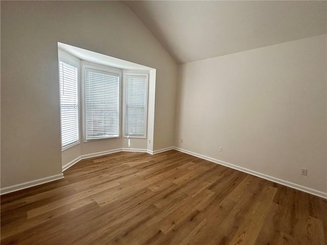 825 Stonehaven Road SW, Atlanta, GA 30331