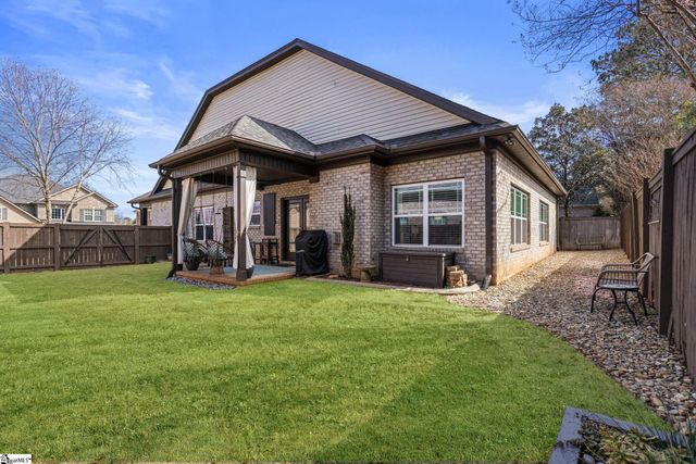 4 Ruby Lake Lane, Simpsonville, SC 29681