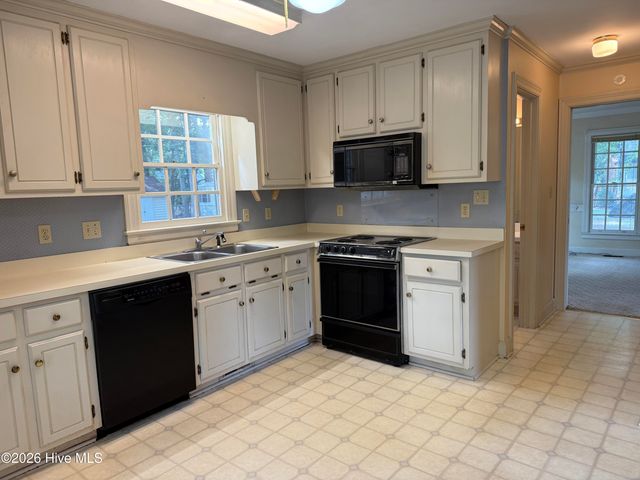 4524 Bobwhite Trail N, Wilson, NC 27896