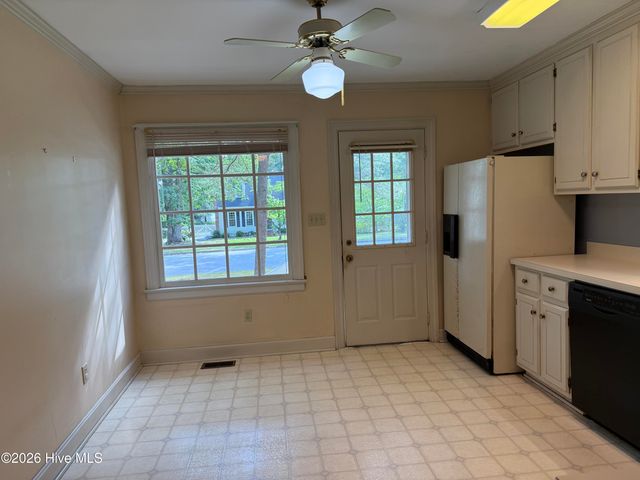 4524 Bobwhite Trail N, Wilson, NC 27896