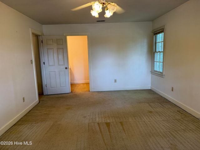4524 Bobwhite Trail N, Wilson, NC 27896
