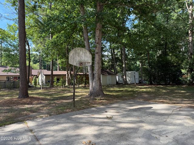 4524 Bobwhite Trail N, Wilson, NC 27896