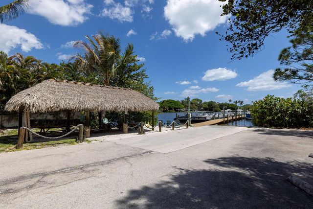 19298 Gulfstream Drive, Jupiter, FL 33469