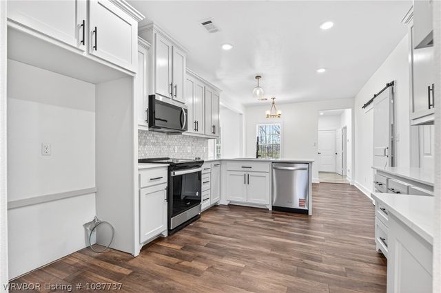 1019 Hwy 253, Lavaca, AR 72941