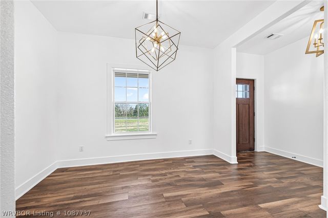 1019 Hwy 253, Lavaca, AR 72941