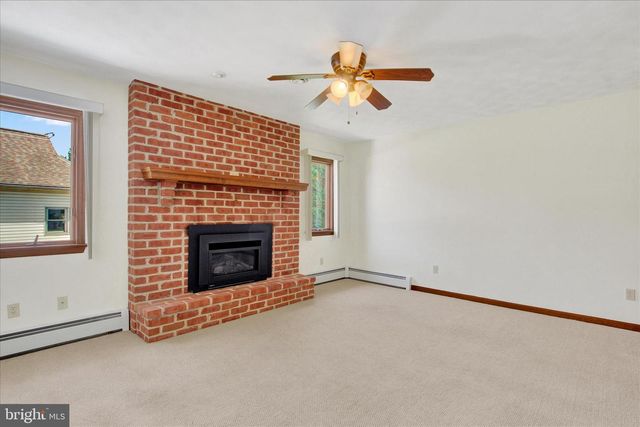 56 FRANKLIN, Mcsherrystown, PA 17344