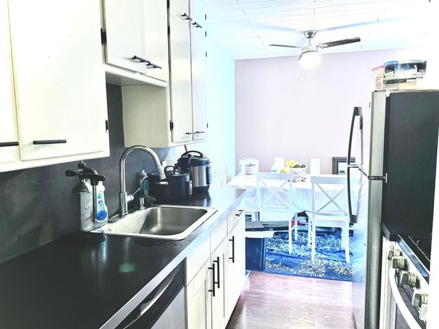 2500 Blaisdell Avenue 201, Minneapolis, MN 55404