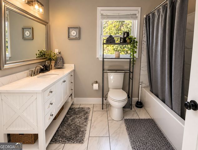3613 Ale Circle, East Point, GA 30344
