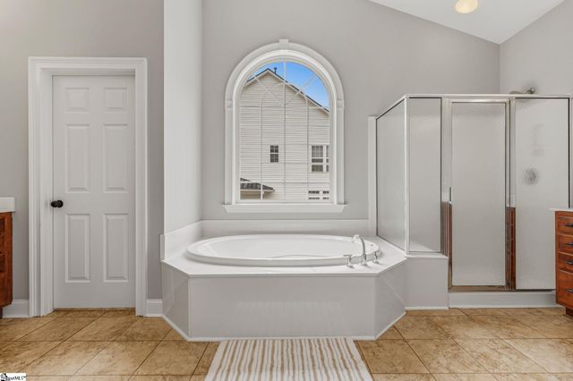 209 Hartwick Lane, Fountain Inn, SC 29644