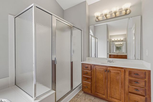 209 Hartwick Lane, Fountain Inn, SC 29644