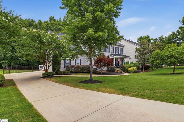 209 Hartwick Lane, Fountain Inn, SC 29644