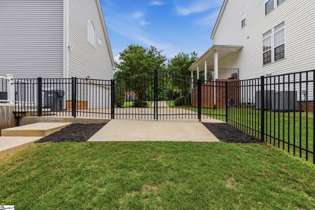 209 Hartwick Lane, Fountain Inn, SC 29644