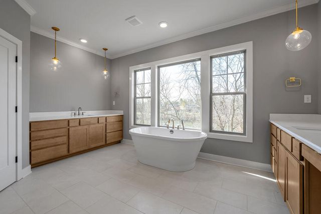 761 Shady Cove, Lexington, KY 40515