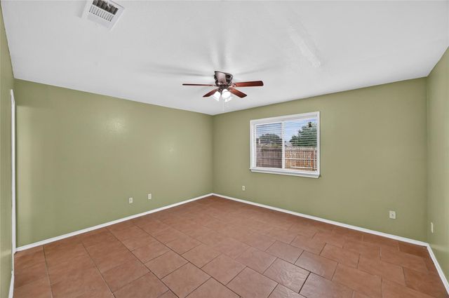 2427 Chalet Road, Houston, TX 77038