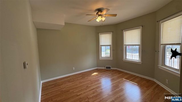 107 3rd Avenue 1st Floor, Hawthorne, NJ 07506