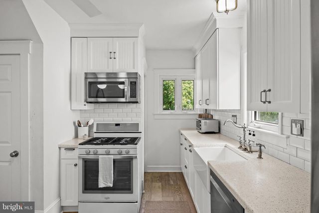 20 E WALNUT, Haddon Township, NJ 08108