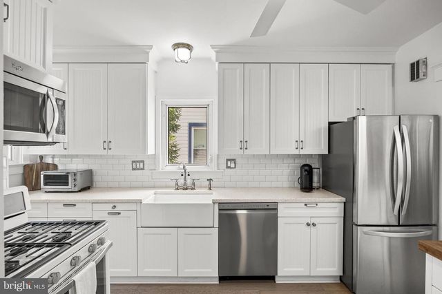20 E WALNUT, Haddon Township, NJ 08108