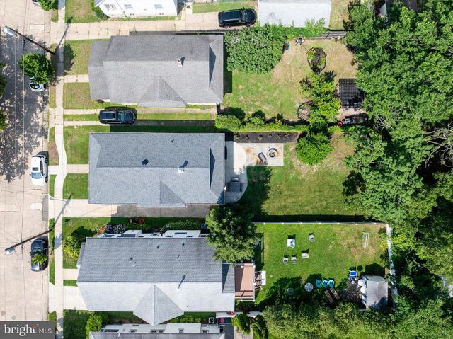 20 E WALNUT, Haddon Township, NJ 08108