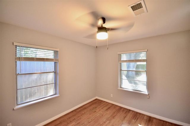 6229 Tanager Street, Houston, TX 77074