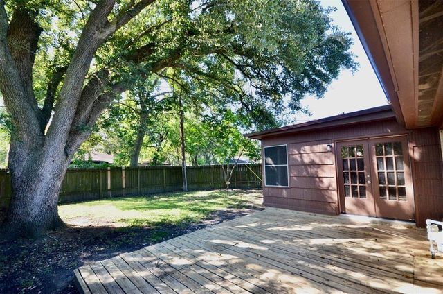 6229 Tanager Street, Houston, TX 77074