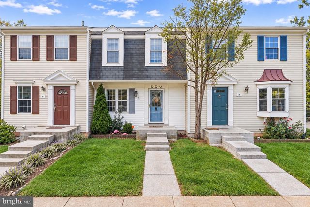 4 MOSBEY CT, Sterling, VA 20165