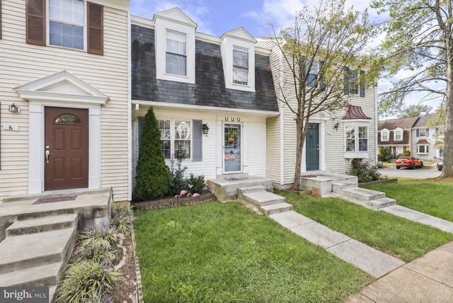 4 MOSBEY CT, Sterling, VA 20165