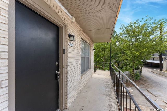 170 De Chantle Rd 706, San Antonio, TX 78201