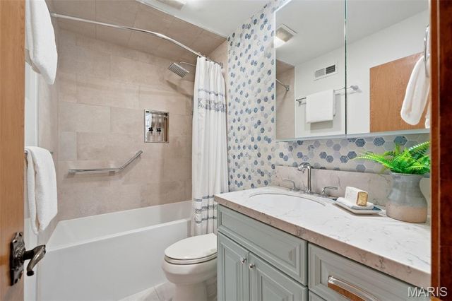 3846 Limerock Lane, Wildwood, MO 63069