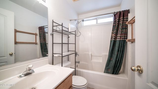 861 W 13TH Avenue, Apache Junction, AZ 85120