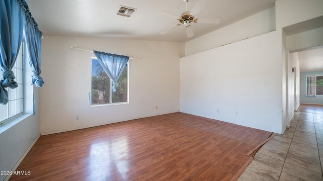 861 W 13TH Avenue, Apache Junction, AZ 85120
