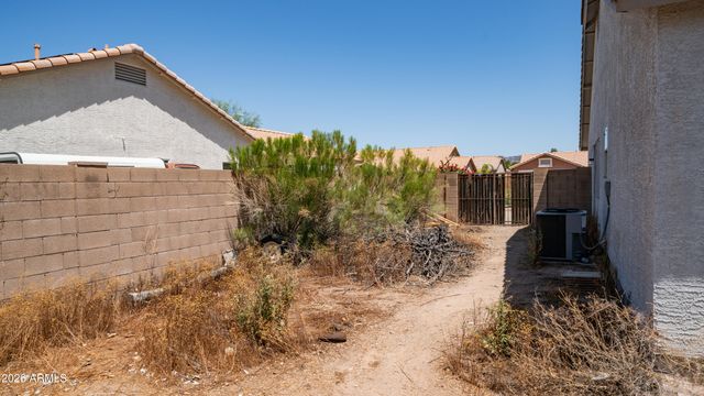 861 W 13TH Avenue, Apache Junction, AZ 85120