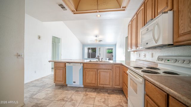 861 W 13TH Avenue, Apache Junction, AZ 85120