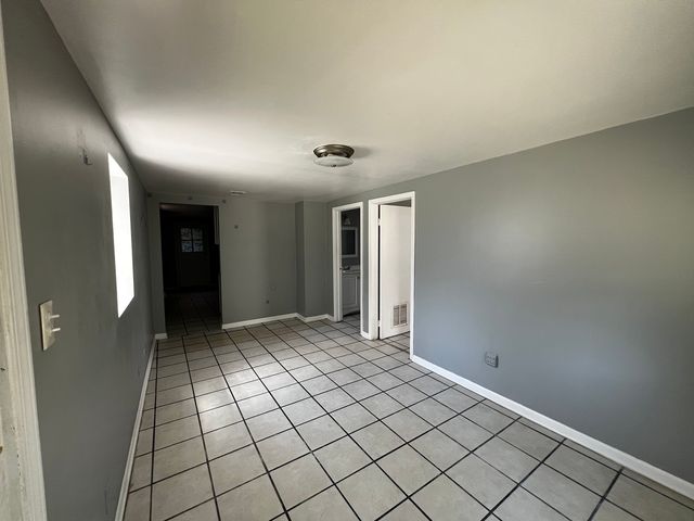 1440 S 49th Avenue 1, Cicero, IL 60804